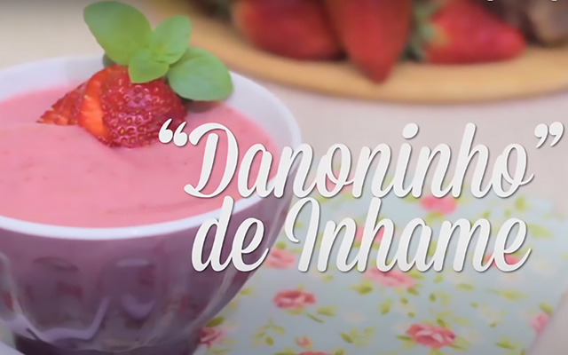 Receita de Danoninho saudável (e vegano) tem ingrediente secreto para ganhar textura e fica uma delícia