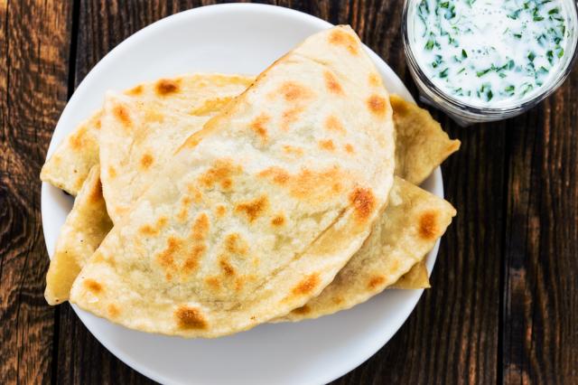Pão SEM FARINHA de apenas 3 ingredientes é a receita simples e saudável perfeita para quem procura opções rápidas e leves