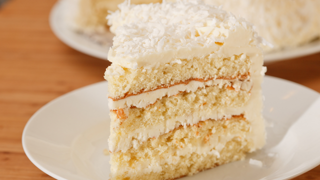 Como fazer bolo gelado de coco cremoso e úmido em poucos passos