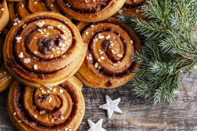 Cinnamon roll: aprenda a fazer os tradicionais enroladinhos de canela para sua Ceia de Natal
