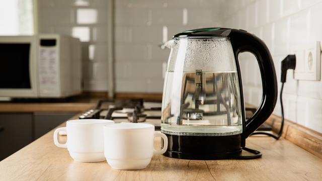 Chaleira elétrica faz diferença na sua cozinha? Veja as principais vantagens desse eletrodoméstico