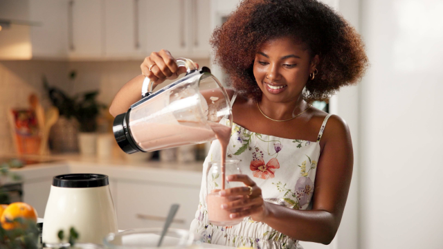Está procurando por um liquidificador novo? Este modelo promete te ajudar na hora de cozinhar