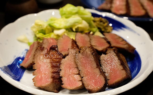 Dicas para cozinhar língua de boi: como obter uma carne macia e suculenta