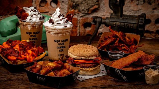 Bacon vira estrela de hambúrgueres, batatas e porções de petiscos em festival que acontece em todo o país. (Crédito: Divulgação / Porks)