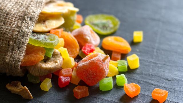 Quem não pode comer frutas cristalizadas no Natal? Esse ingrediente pode ser perigoso para algumas pessoas!