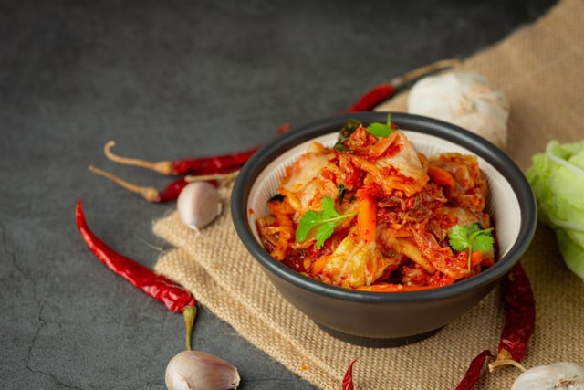 Aprenda a fazer Kimchi, o ingrediente base da culinária coreana