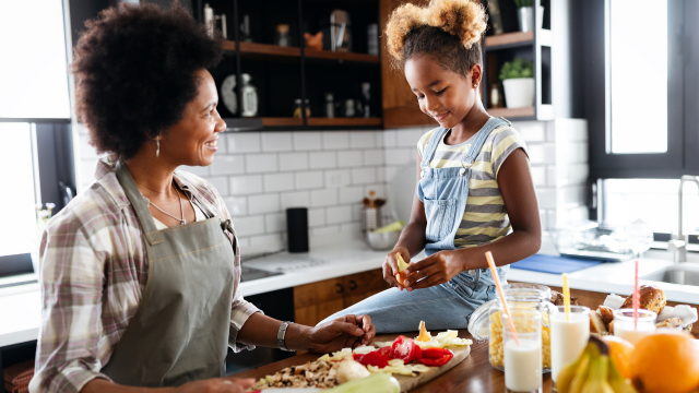 Vai fazer um almoço especial no Dia das Mães? 4 itens que não podem faltar na mesa posta