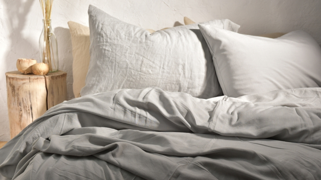 Lençóis ficam limpos por mais tempo com hábito matinal simples que não atrapalha a sua rotina em nada
