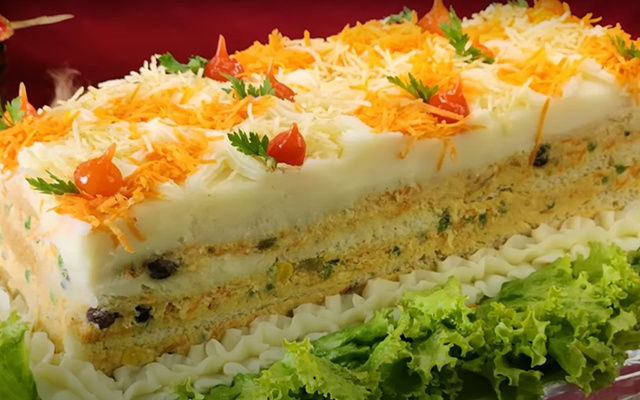 A melhor receita de torta salgada fria para as festas de final de ano: aprenda como deixar o recheio de frango extremamente saboroso