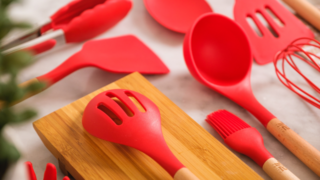 Vale a pena usar utensílios de silicone para cozinhar?