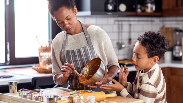 O que aprendi cozinhando com a minha mãe: 5 truques infalíveis na cozinha que deixam meu coração quentinho