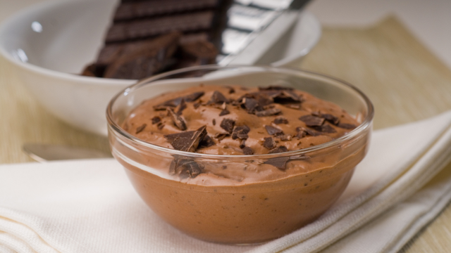 Parece simples, mas essa sobremesa de 4 ingredientes é digna de um MasterChef