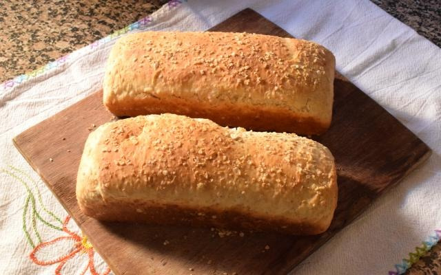 O pão é muito característico do café da manhã! (Créditos: Débora Magalhães/ TudoGostoso)