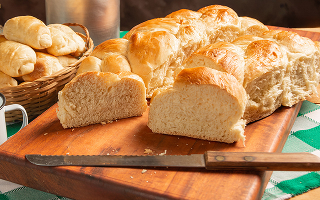 No Dia do Pão, que tal aprender os truques para fazer o melhor pão da sua vida sem sofrer?