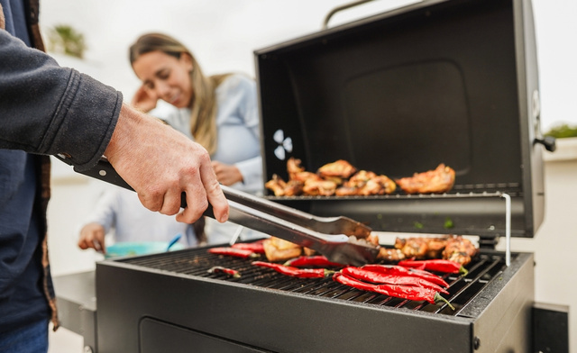 Seu pai ama fazer churrasco? Estes 6 presentes com ótimos preços vão surpreender no Dia dos Pais