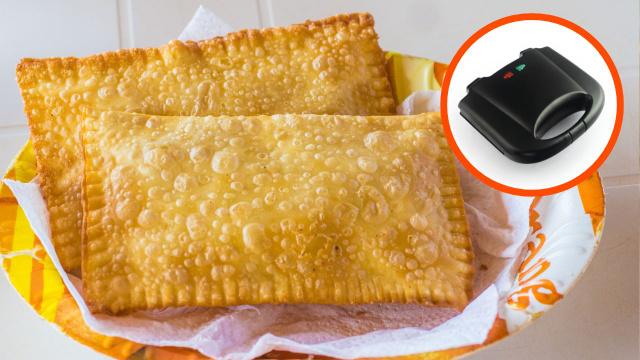 Pastel de 3 ingredientes na sanduicheira em apenas 5 minutos: lanche rápido para o dia a dia