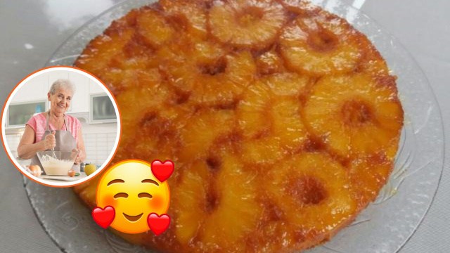 Bolo molhadinho de abacaxi que minha avó fazia para mim e para meus primos