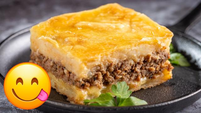 Torta de carne moída com massa feita no liquidificador e que fica pronta em menos de uma hora é a opção certa para toda a família