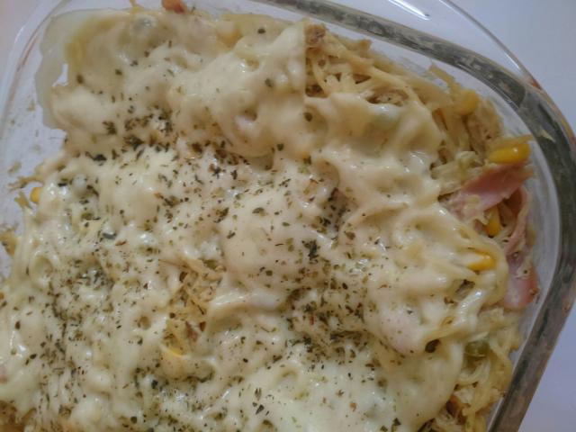 Essa receita leva creme de leite, peito de frango e presunto (Créditos: Vitória Lassance/TudoGostoso)