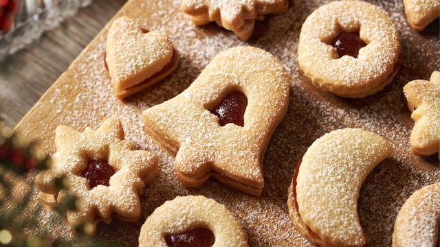 Biscoito de Natal que derrete na boca para decorar a mesa, presentear seus convidados ou até vender