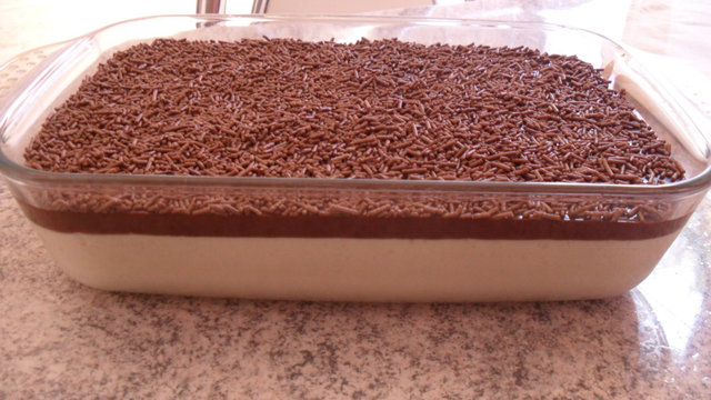 Mousse de limão com chocolate. (créditos: TudoGostoso)