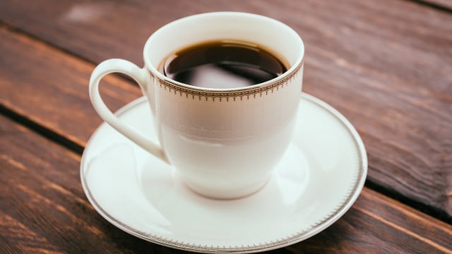 A história sobre o surgimento do café americano está ligada à Segunda Guerra Mundial (Créditos: Magnific)