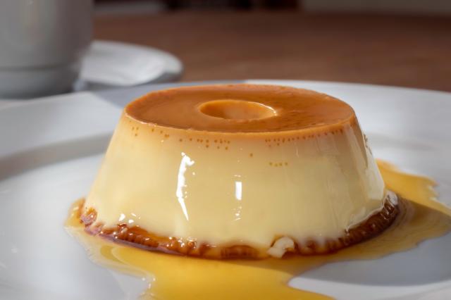 Essa é a receita mais fácil de pudim que existe! (Créditos: Shutterstock)