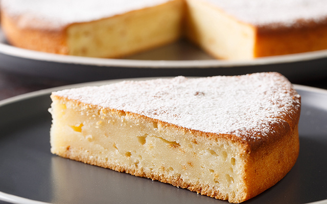 Bolo de iogurte mais fácil do mundo: 3 ingredientes e uma sobremesa cremosa incrível