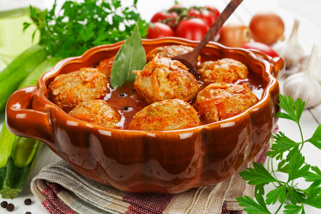 300 g de carne moída + 2 cenouras: jantar rápido, nutritivo e com sabor único de comida caseira pronto em 20 minutos