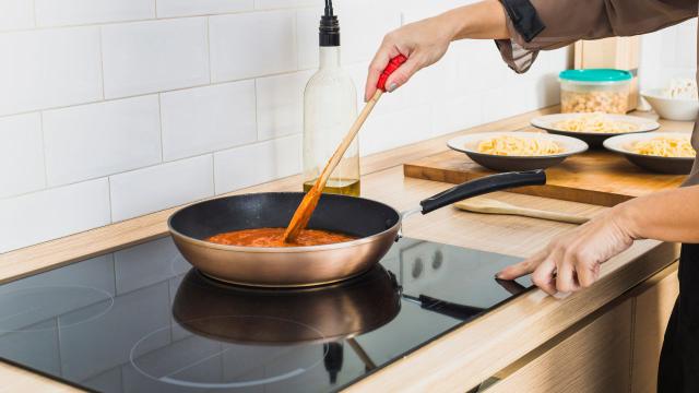 Cooktop moderno com quase 50% de desconto? Esse modelo da Philco transforma qualquer cozinha