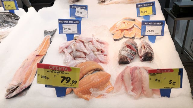 Barato, mas não tão bom: os três peixes menos recomendados do supermercado