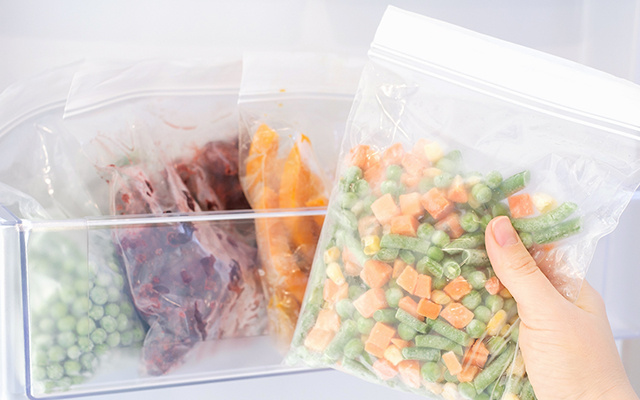 Alimentos que nunca devem ser congelados – mas muitas pessoas o fazem mesmo assim