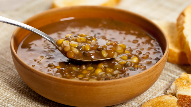 Rica em ferro, proteínas vegetais e fibras. (Créditos: Canva)