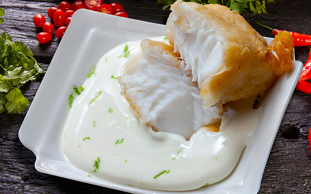 Este molho transforma um simples filé de peixe em um prato gourmet e refinado