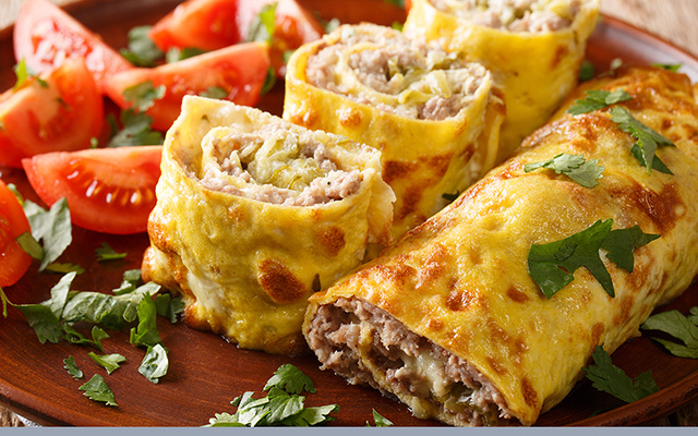 Bifes enrolados com carne moída e abobrinha: receita fácil e simples que vai te fazer lamber os dedos!