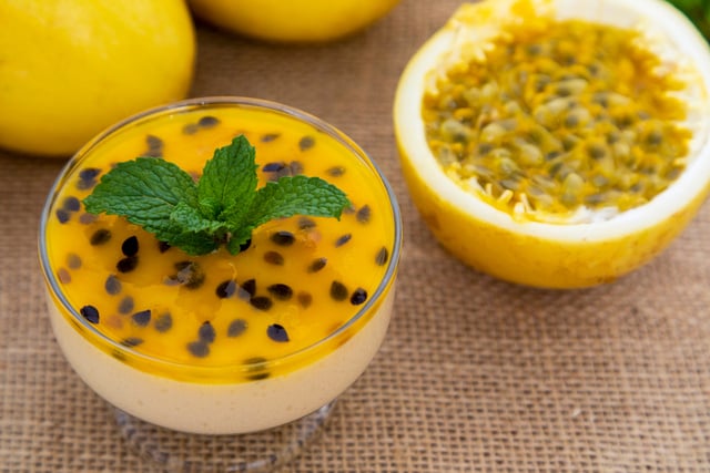 Pudim de maracujá de geladeira: TudoGostoso ensina como fazer sobremesa tão fácil que você vai querer fazer todo final de semana