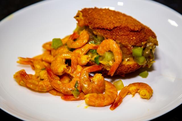 Acarajé é uma das comidas típicas da Bahia.