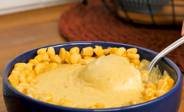 Receita de creme de milho de latinha é cremosa, fácil e perfeita para esquentar os dias frios! Veja como fazer