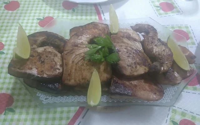Troque o atum enlatado pelo atum fresco grelhado e veja como esse peixe fica ainda mais saboroso (Créditos: TudoGostoso/Alison Leandro da Silva)