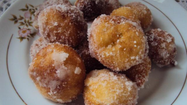 Bolinho de chuva de maçã. (créditos: TudoGostoso/Vanessa Fabri Borgato)