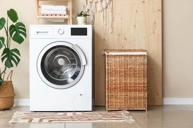 Lavanderia pequena? Otimize o espaço com 6 soluções simples e baratas