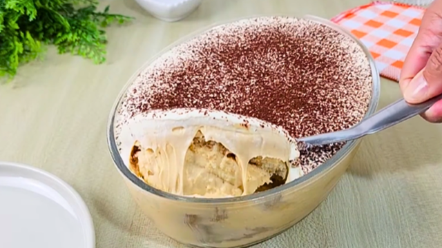 Esse pavê de banoffee faz sucesso em qualquer ocasião: sempre acaba rapidinho!