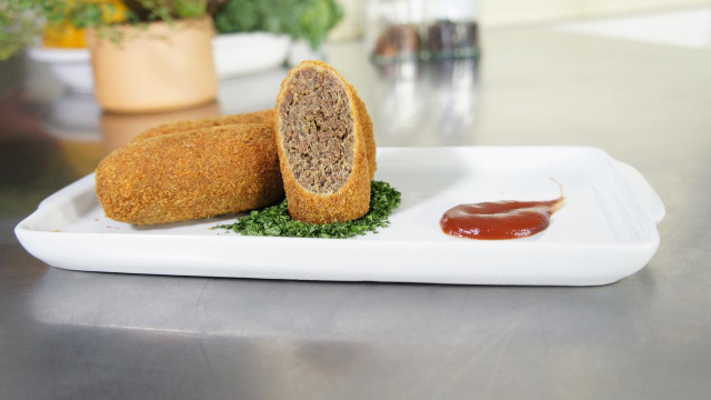 Faça esse croquete de carne com um recheio suculento para o Dia dos Pais (Créditos: TudoGostoso/Gui Barthel)