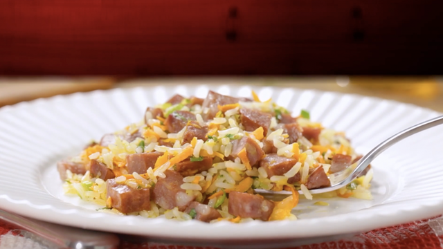 Arroz frito com legumes e linguiça paio (Créditos: TudoGostoso/Perdigão)