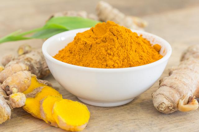 A cúrcuma é um ANTIOXIDANTE sensacional para o corpo, mas ela só funciona se você tomar essa atitude