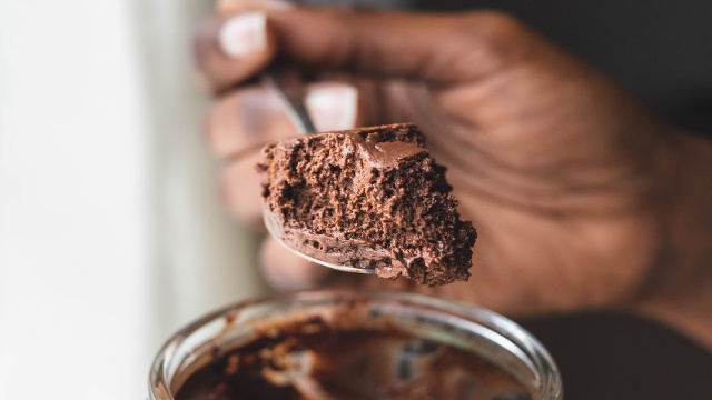 Uma colherada de felicidade: a receita fácil de mousse de chocolate para qualquer ocasião