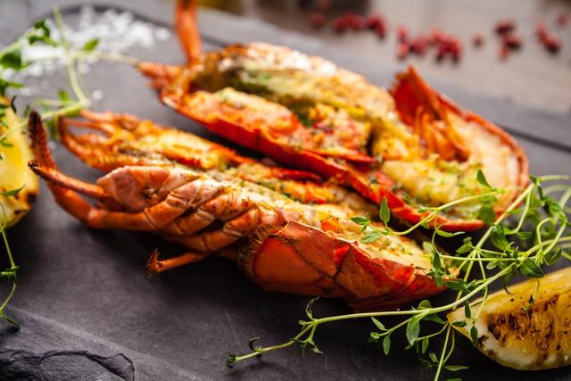 Boa gastronomia, música, eventos esportivos e feira de negócios no XVI Festival da Lagosta de Icapuí/CE; confira!