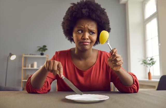 Cuidado! Você come esses alimentos e não sabe que são tóxicos. Veja como ingerir da forma certa