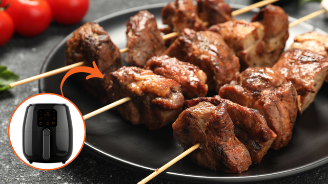 Espetinho de carne fácil na airfryer para matar a vontade de churrasco: o tempero especial que aprendi faz toda a diferença