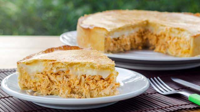 Sabor de festa: torta salgada de liquidificador é a receita mais cremosa que você vai experimentar